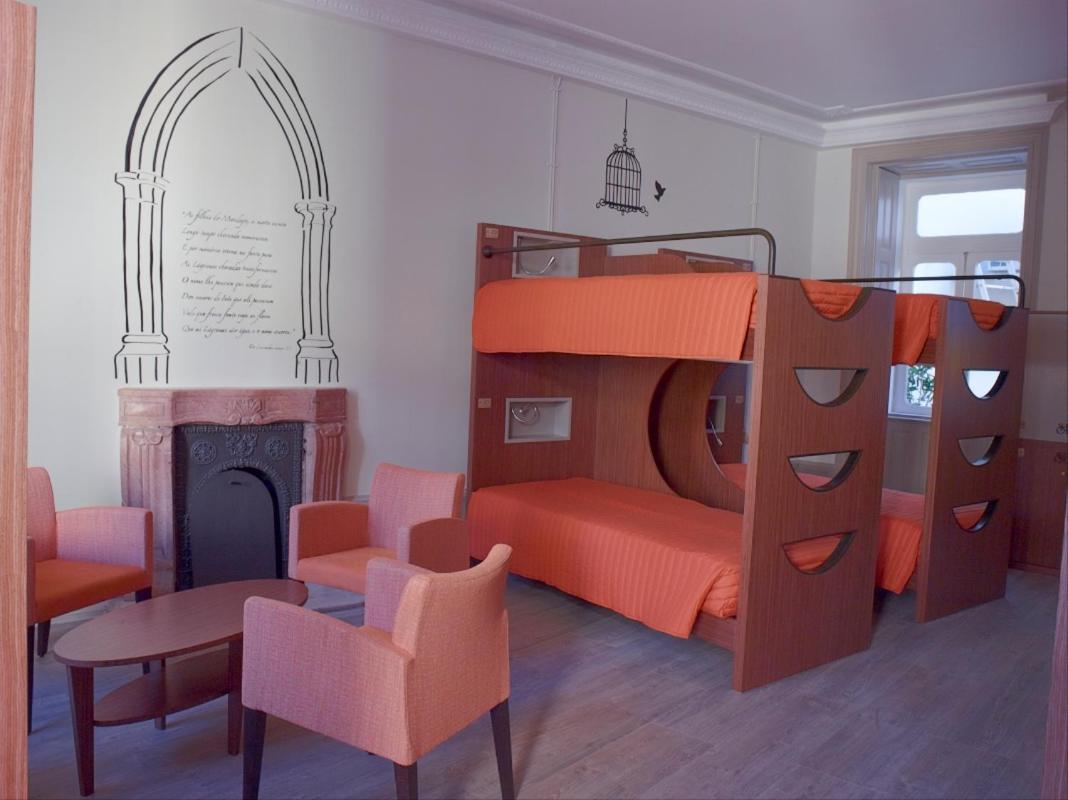 Serenata Hotel & Hostel 科英布拉 外观 照片