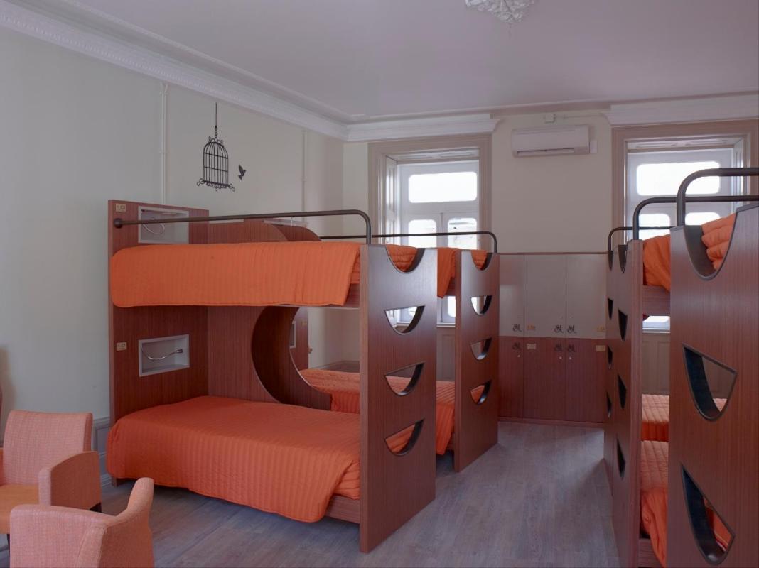 Serenata Hotel & Hostel 科英布拉 外观 照片