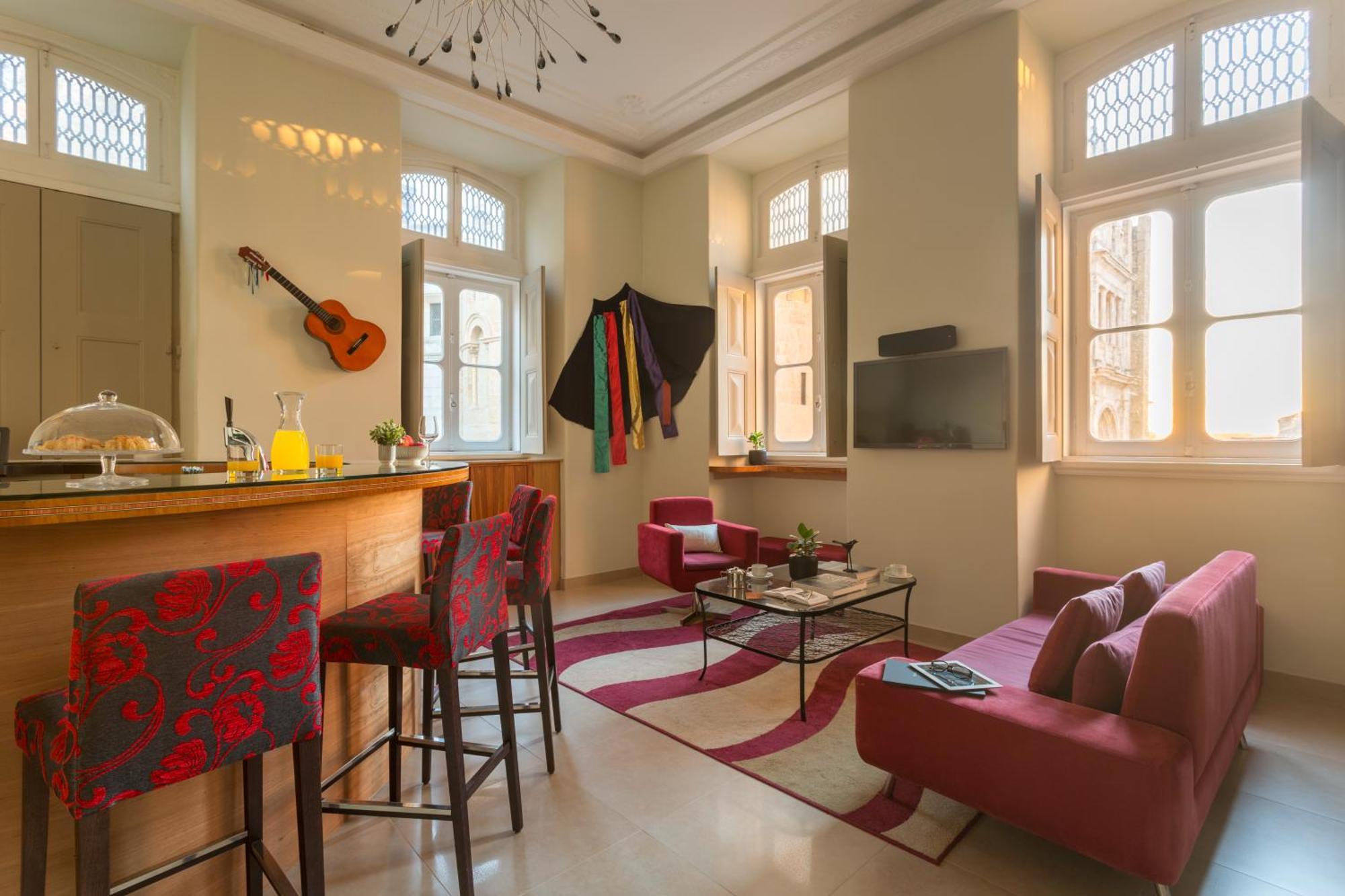 Serenata Hotel & Hostel 科英布拉 外观 照片