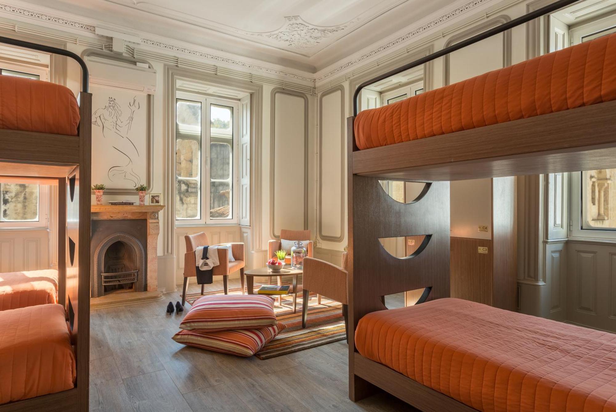 Serenata Hotel & Hostel 科英布拉 外观 照片
