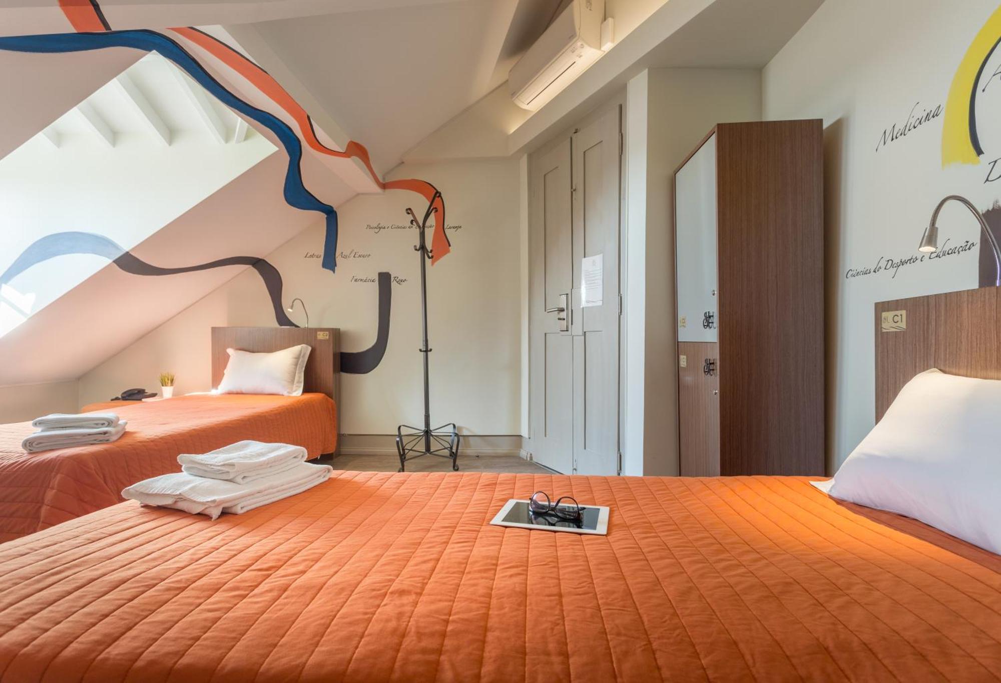 Serenata Hotel & Hostel 科英布拉 外观 照片