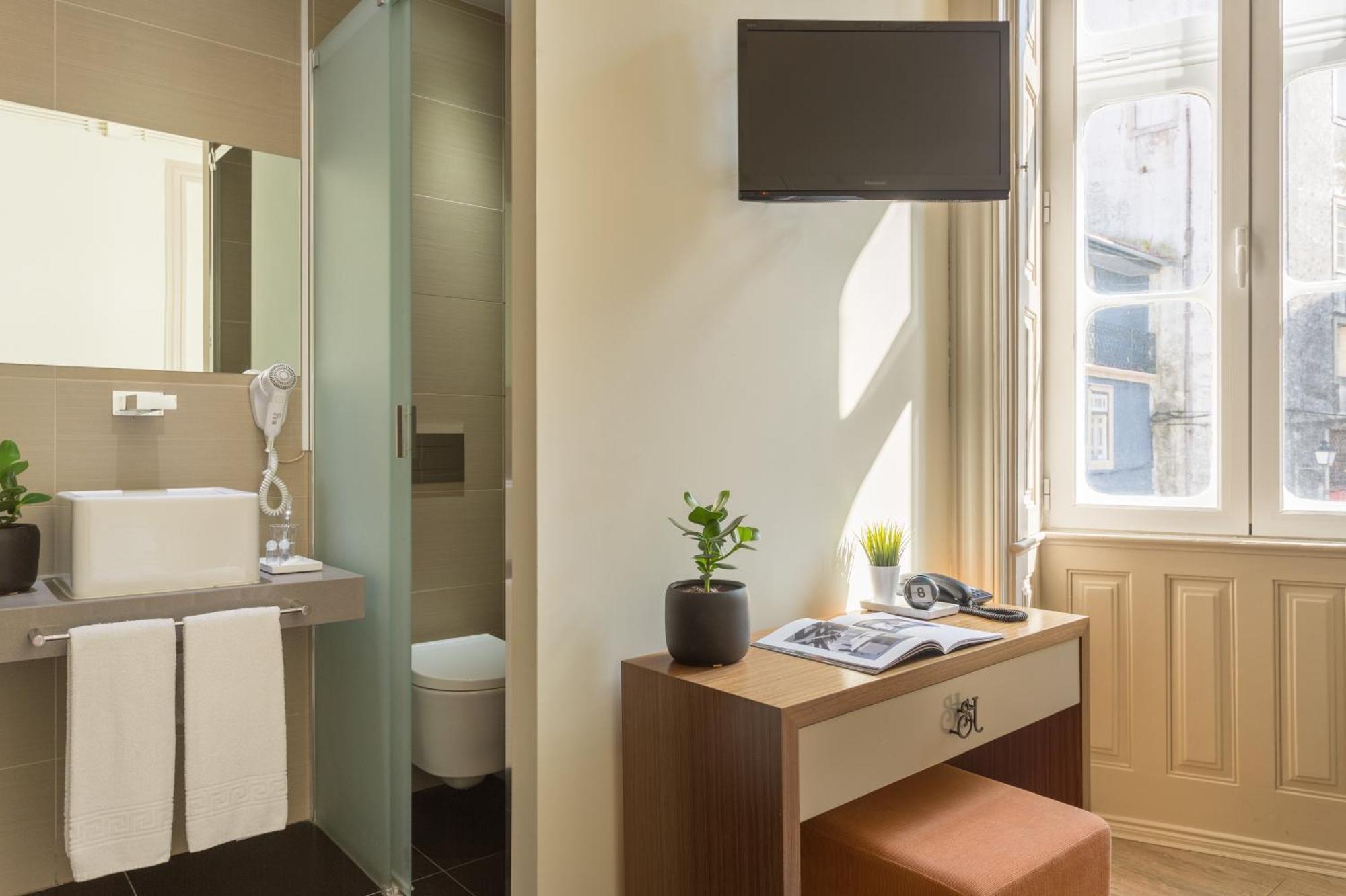 Serenata Hotel & Hostel 科英布拉 外观 照片